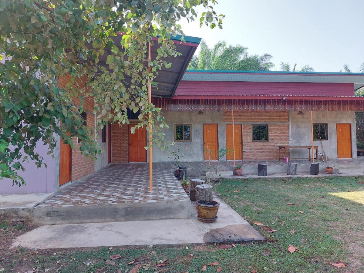 Yoga Homestay Seka Exterior foto