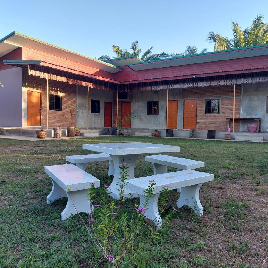 Yoga Homestay Seka Exterior foto